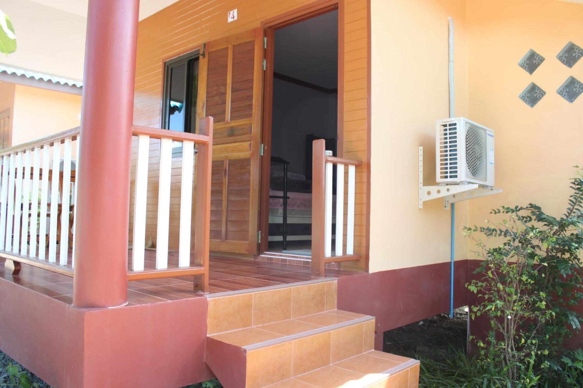 Lam-Tong Resort Don Sak Ngoại thất bức ảnh