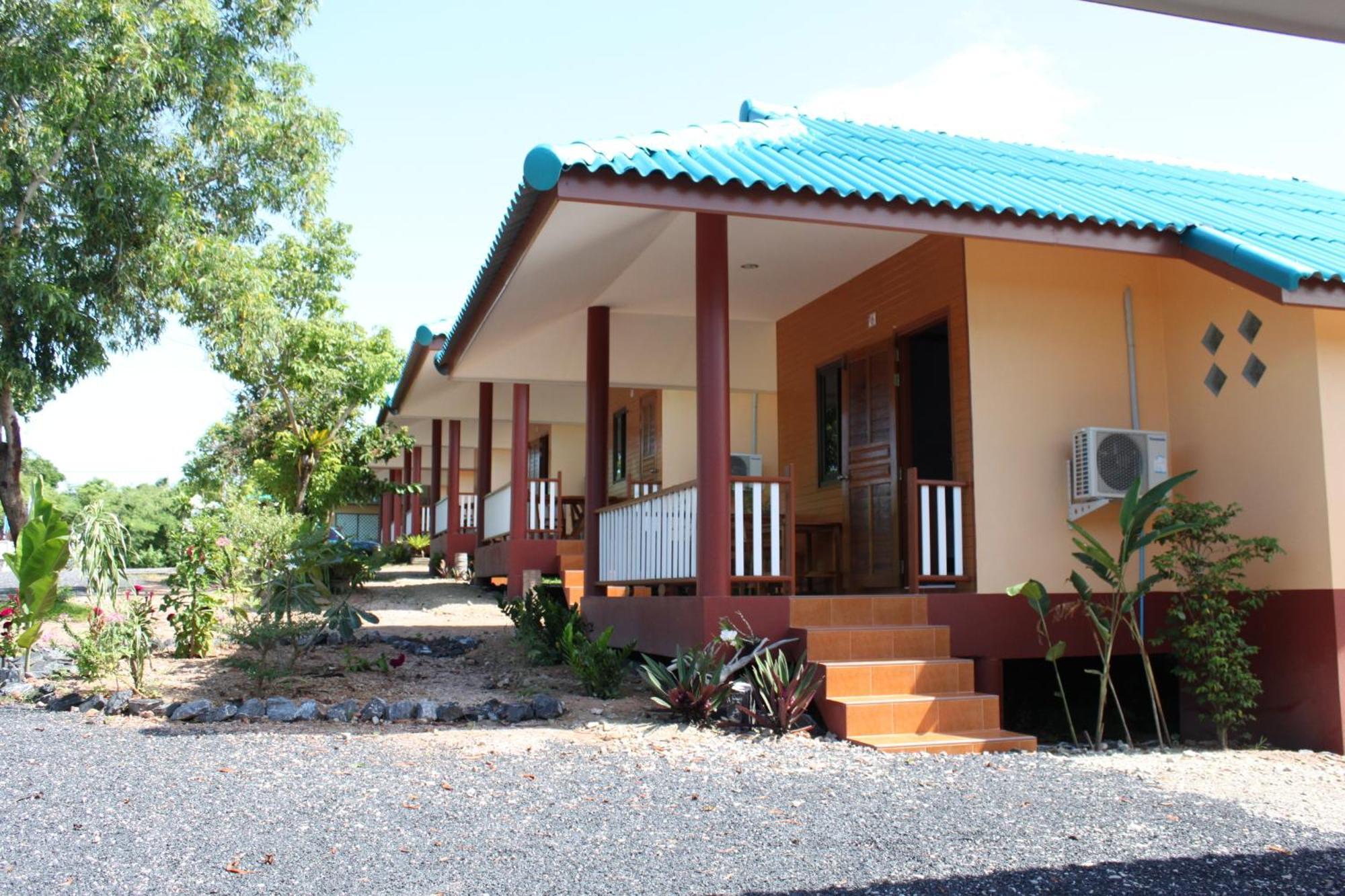 Lam-Tong Resort Don Sak Ngoại thất bức ảnh